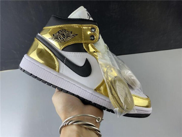 Air Jordan 1 Gold - immagine 2