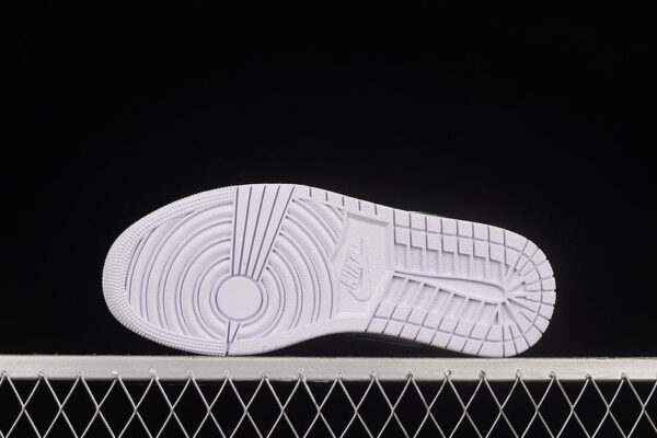 Air Jordan 11 Low - immagine 4