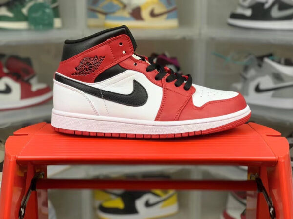 AIR JORDAN 1 MID gym red - immagine 3