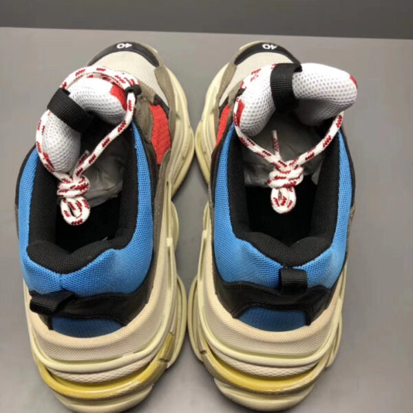 Balenciaga Triple S - immagine 3