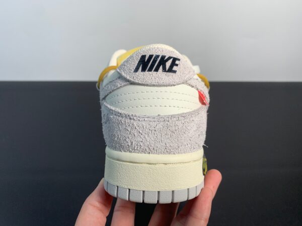 Dunk Low Off-White - immagine 5