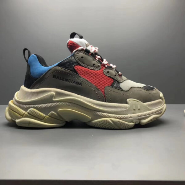 Balenciaga Triple S - immagine 2