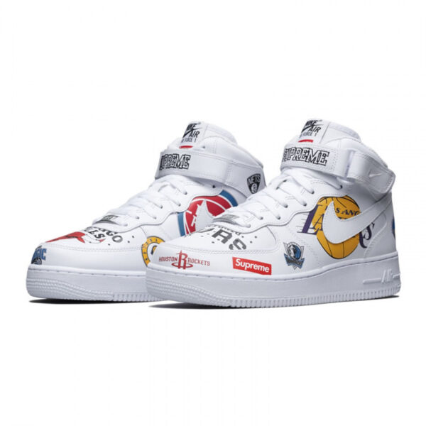 Supreme x Nike Air Force 1 Mid - immagine 2